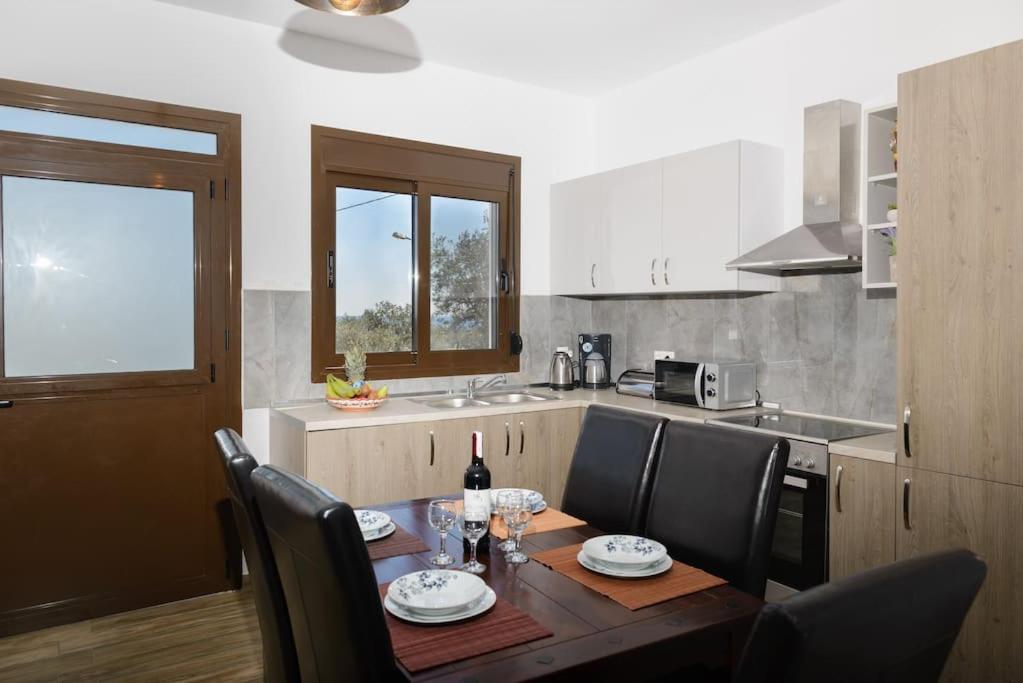 ארכאנגלוס Blue Bay Villas , First Floor מראה חיצוני תמונה